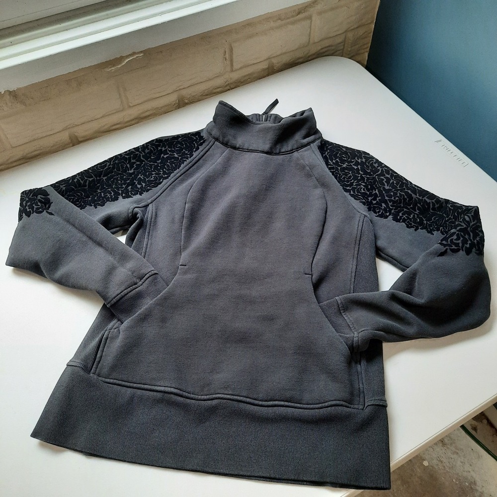 Women's Gray Sweatshirt with Black Accents